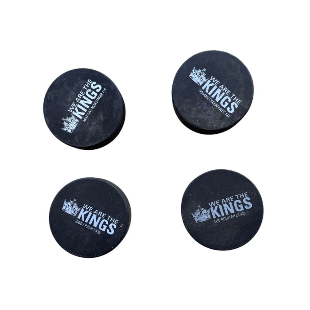 Los Angeles Kings We Are The Kings Hockey Puck Lot Robitaille Palffy Norstrom